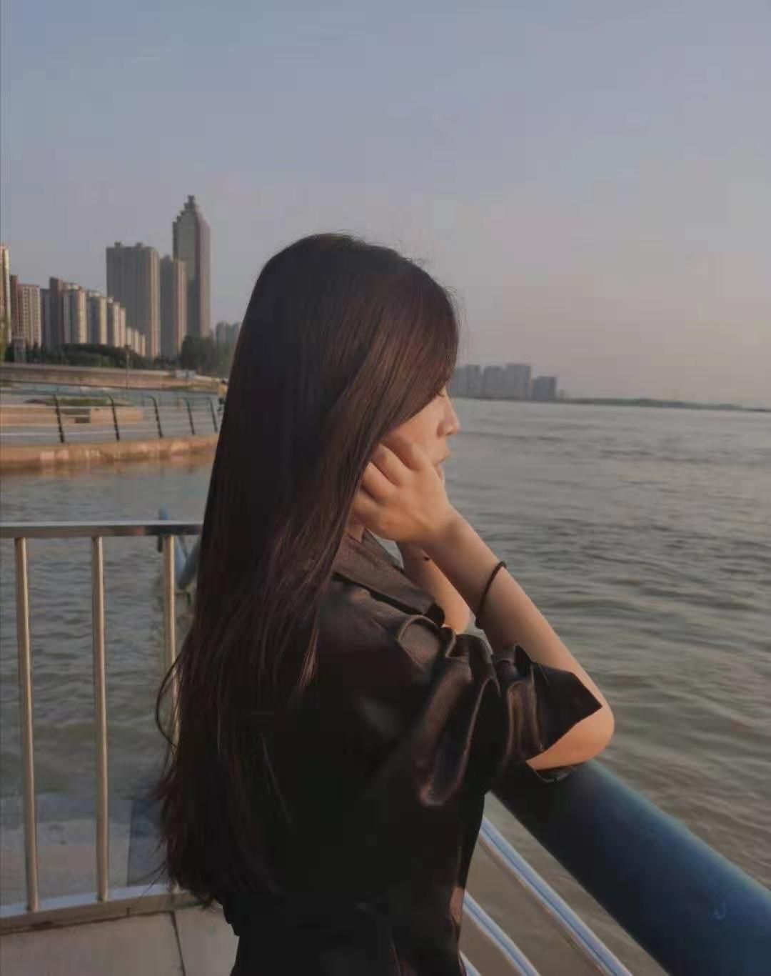 小小茶叶~丰满温柔